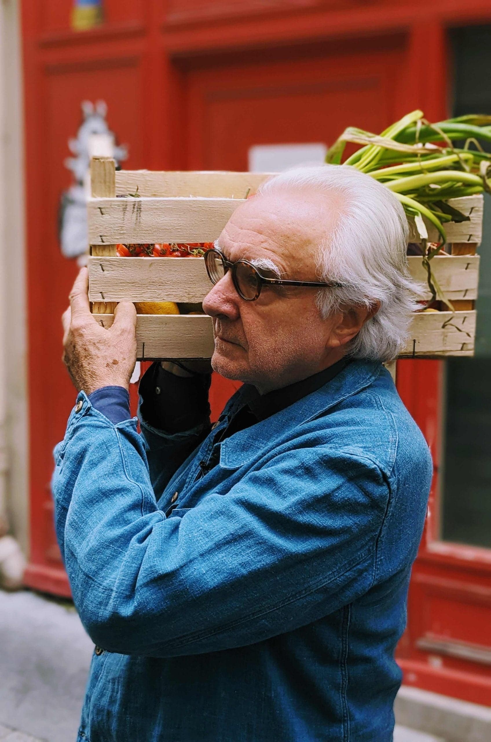 On a embarqué l’immense chef Alain Ducasse dans une incroyable épicerie