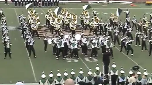 fanfare : brass band
