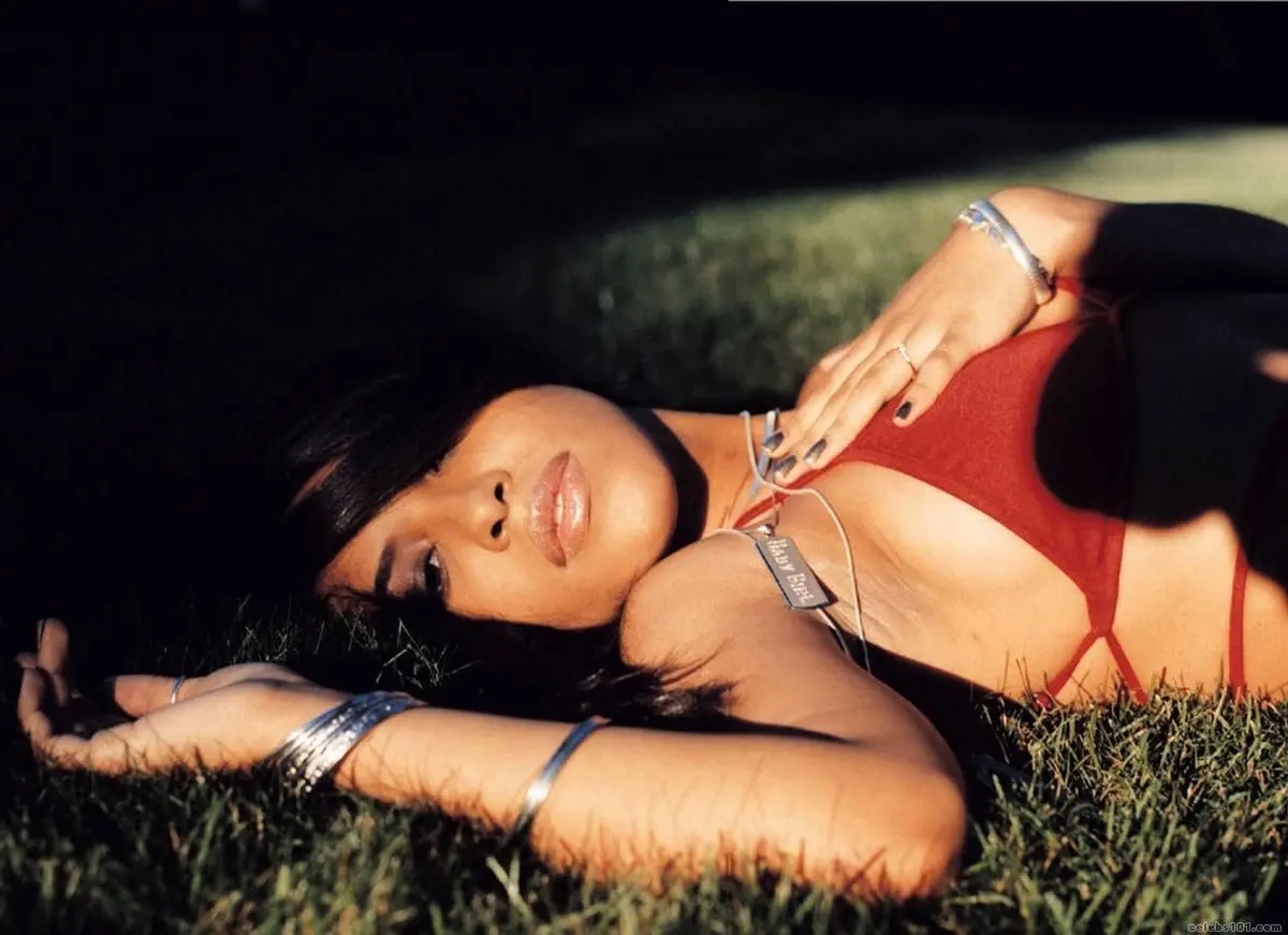 “Enough Said” : Nouveau Titre Posthume D’Aaliyah Produit Par Drake