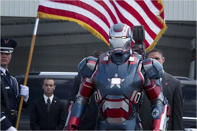Iron Man 3 : une première bande-annonce explosive