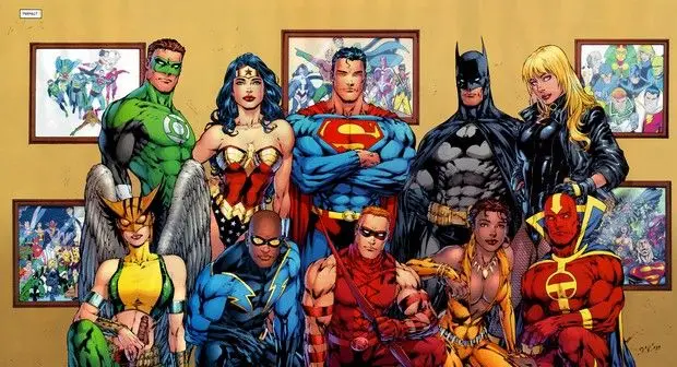 Avengers contre Justice League : le combat est pour 2015