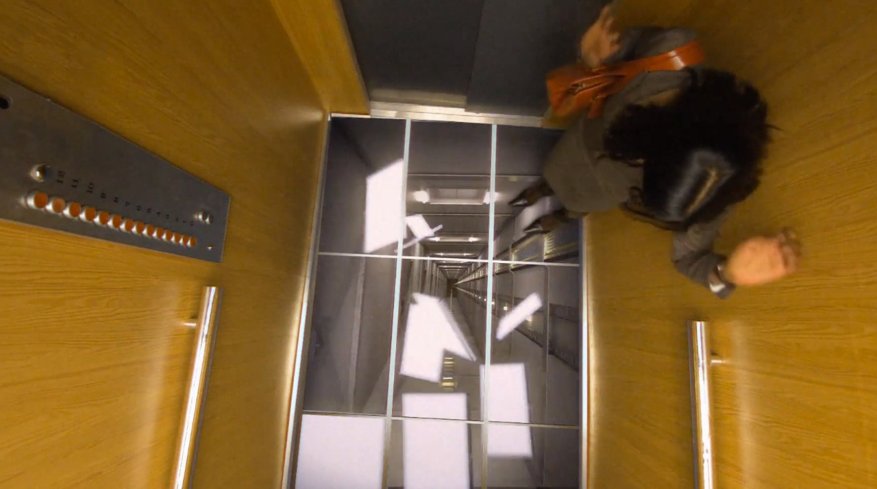Écrans dans un ascenseur : quand LG troll ses employés