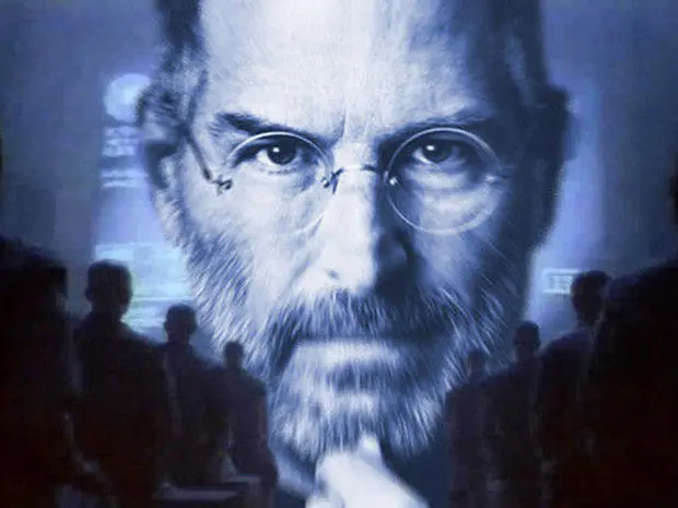 Steve Jobs sort des eaux