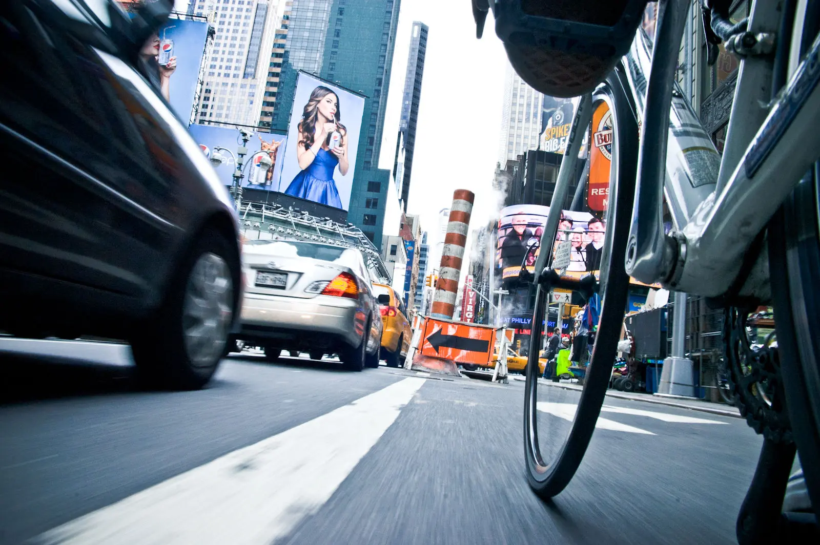 New York en images à travers la roue arrière d’un vélo