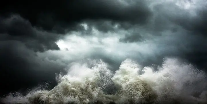 Photo : la force des vagues par Alessandro Puccinelli