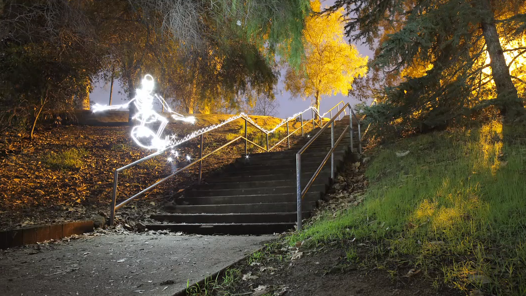Un kickflip lumineux pour une animation Light Painting
