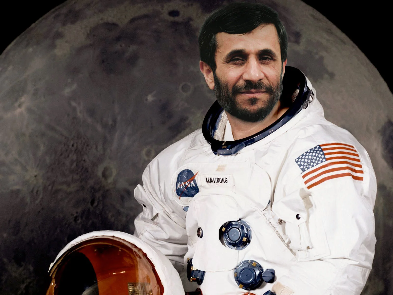 Mahmoud Ahmadinejad veut devenir astronaute