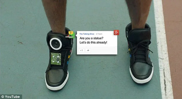The Talking Shoes : Google présente ses sneakers parlantes