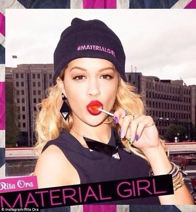 Rita Ora en campagne pour “Material Girl”, la griffe de Madonna
