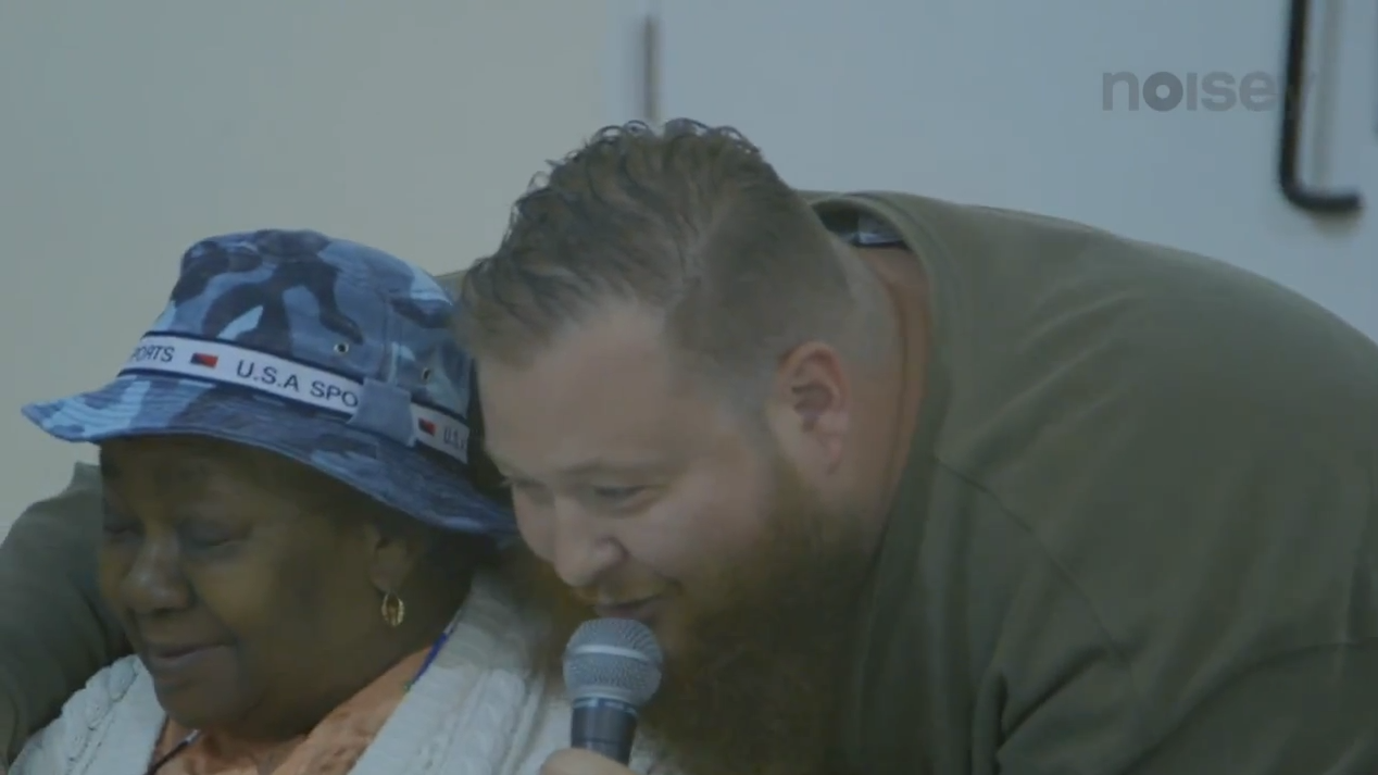 Vidéo : Action Bronson live depuis une maison de retraite