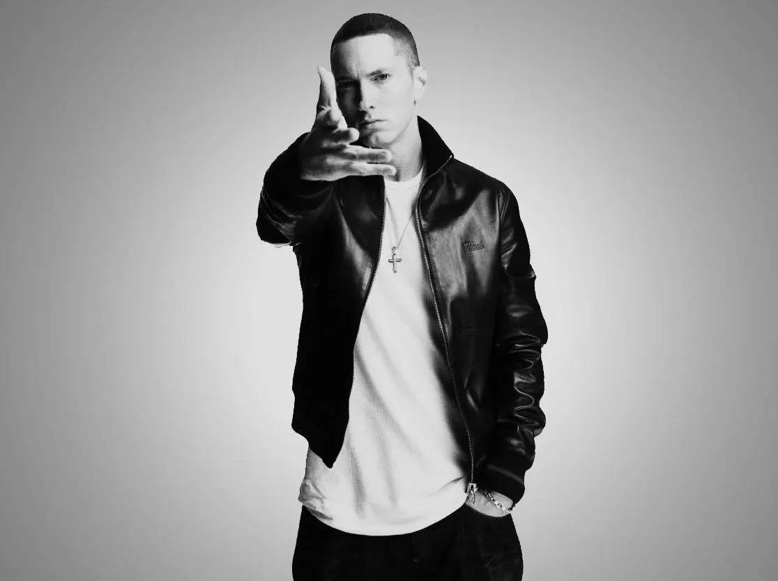Eminem dévoile son premier single “Berzerk”