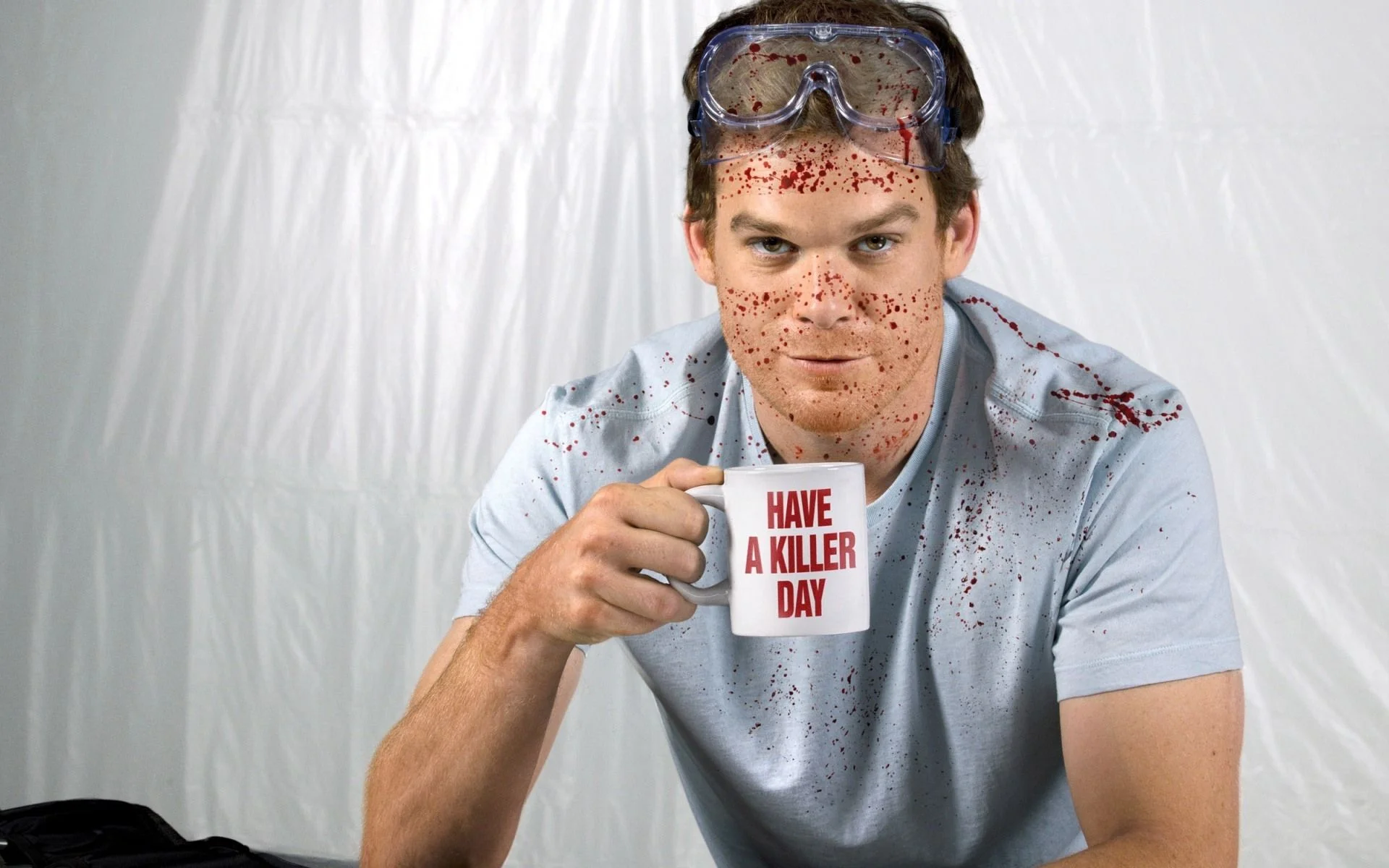 96 épisodes de Dexter résumés en une minute
