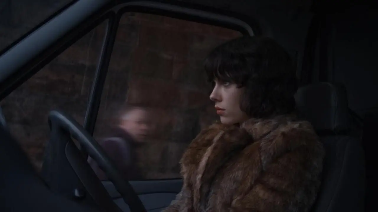 Un étrange trailer pour “Under The Skin” avec Scarlett Johansson