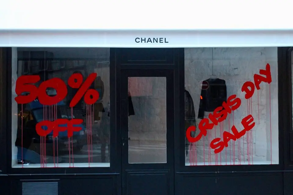 Kidult sévit à nouveau et attaque une boutique Chanel