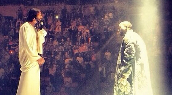 Kanye West invite Jésus sur scène