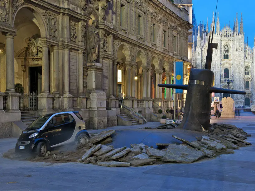 Vidéo : un sous-marin dans les rues de Milan