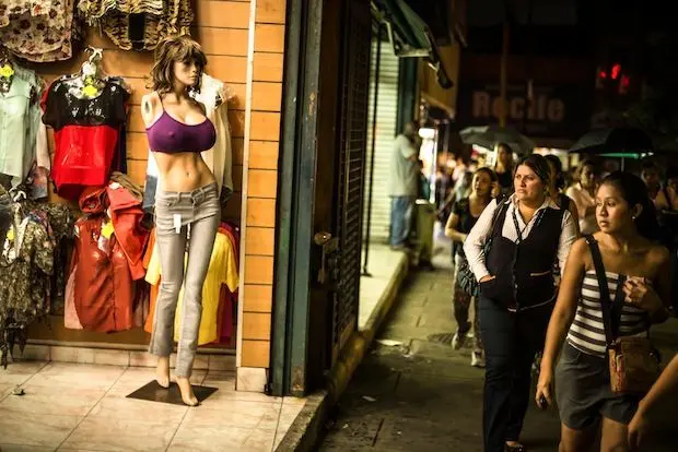 Le physique déformé des mannequins vénézuéliens
