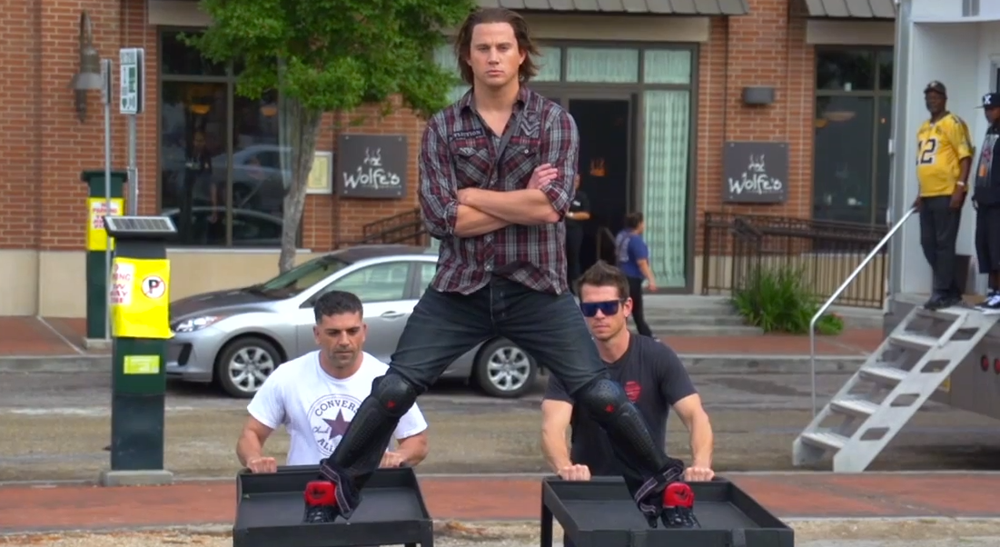 Vidéo : Channing Tatum parodie Jean-Claude Van Damme