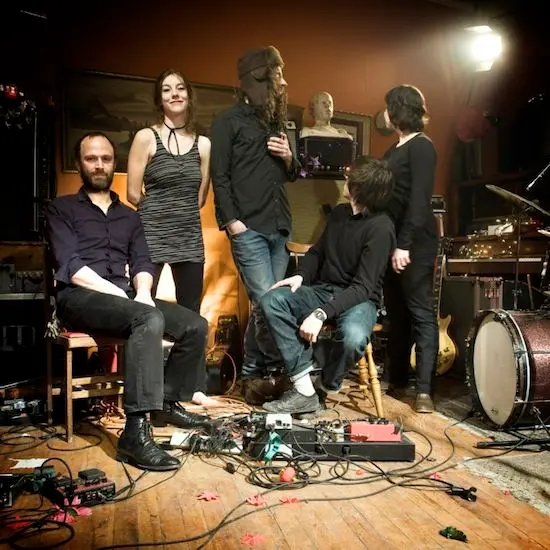 Thee Silver Mt. Zion dévoile “Take Away These Early Grave Blues”