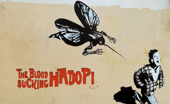 Une oeuvre anti-Hadopi du street artist Sampsa défigurée à Paris