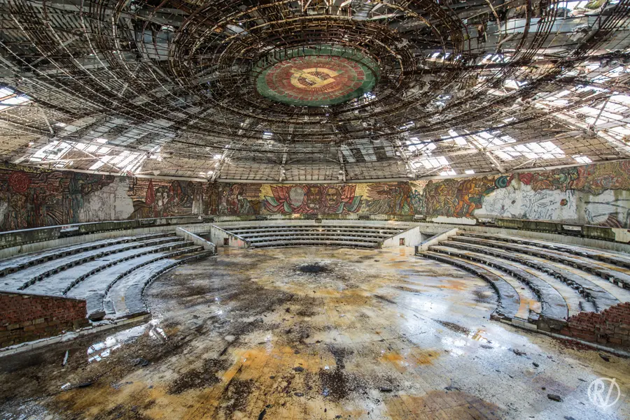 Buzludzha, l’auditorium démesuré de l’architecture soviétique