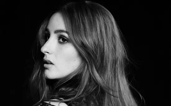 BANKS annonce la sortie de son premier album avec le titre “Goddess”