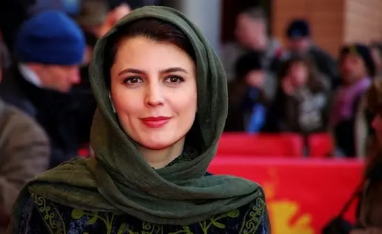 Cannes : Leila Hatami encourt une flagellation publique pour sa bise