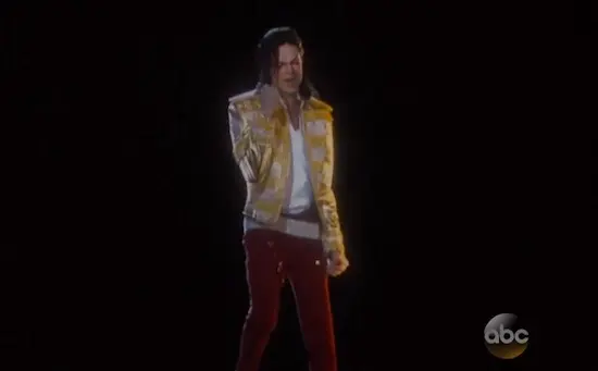 Michael Jackson chante et fait du moonwalk aux Billboard Music Awards