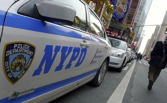 La police de New York prend la bombe pour lutter contre le graffiti