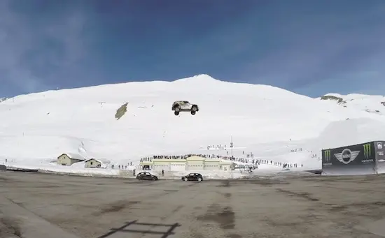 Vidéo : GoPro dévoile les images d’un saut en voiture qui tourne mal