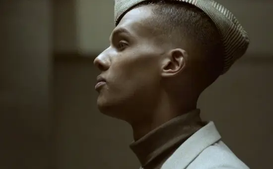 “Ta Fête”, le nouveau clip fou de Stromae