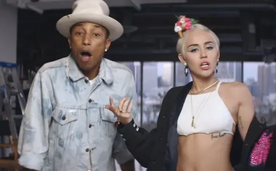 Pharrell et Miley Cyrus offrent un clip dansant à “Come Get It Bae”