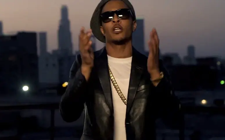 Vidéo : T.I. en mode gangster dans le clip de “King”