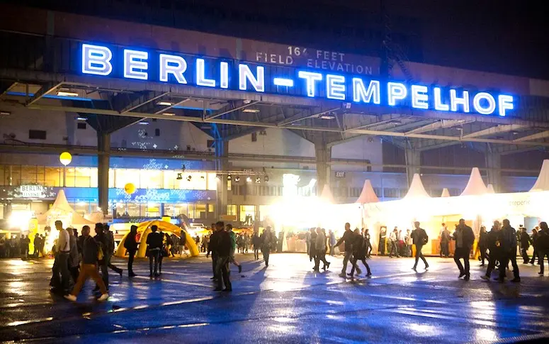 Un festival de musique atterrit à l’aéroport berlinois de Tempelhof