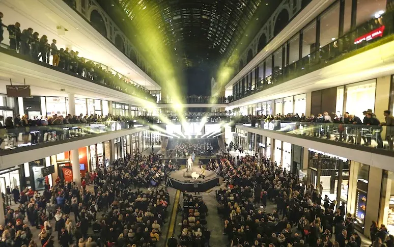 Berlin : un centre commercial bientôt transformé en boîte de nuit géante ?