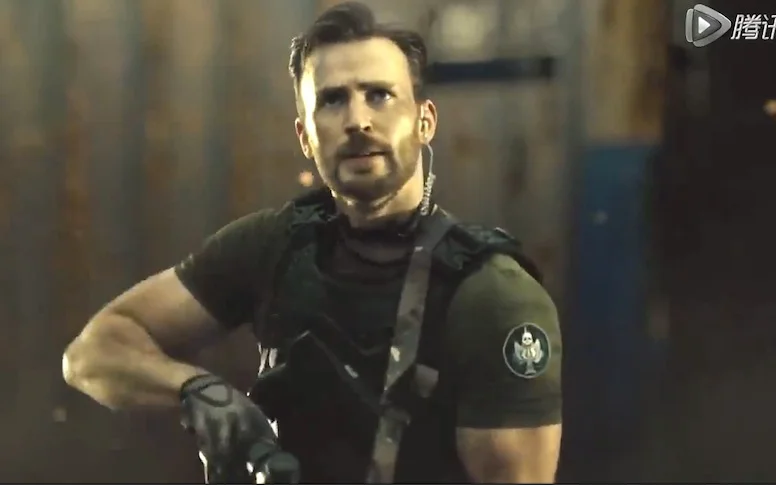 Chris Evans explose tout ce qui bouge dans un trailer de Call of Duty