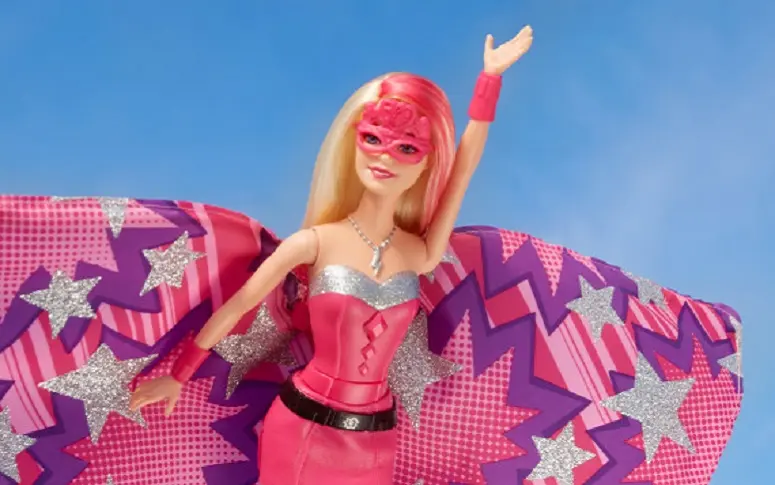 Barbie super-héroïne, le nouveau fail sexiste de Mattel