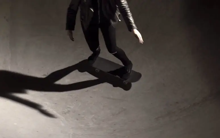 Londres, skate, ballet nocturne : le superbe nouveau clip de Jamie xx