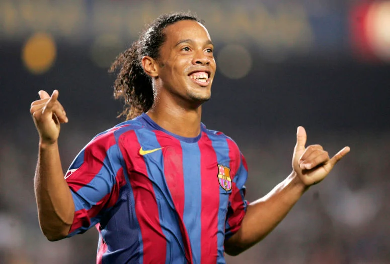 Aujourd’hui, on a aussi une pensée pour ces joueurs qui se sont fait salir par Ronaldinho