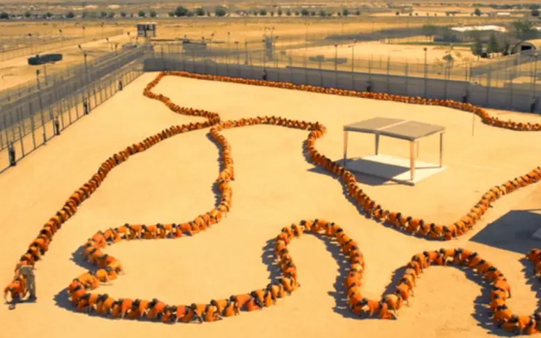 The Human Centipede 3 : un premier trailer évidemment gore