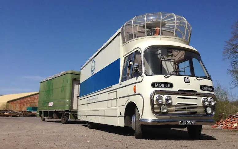 Le dernier ciné-bus anglais est en vente sur eBay