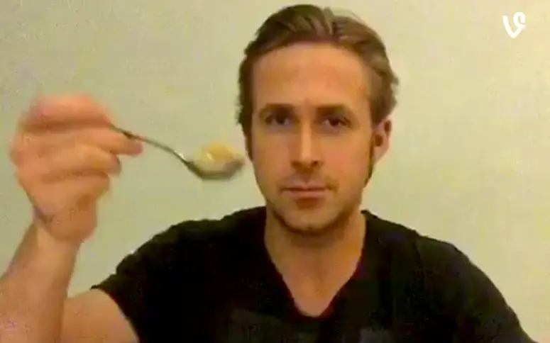 Ryan Gosling Mange Enfin Ses Céréales Pour Rendre Hommage à Ryan Mchenry 5624