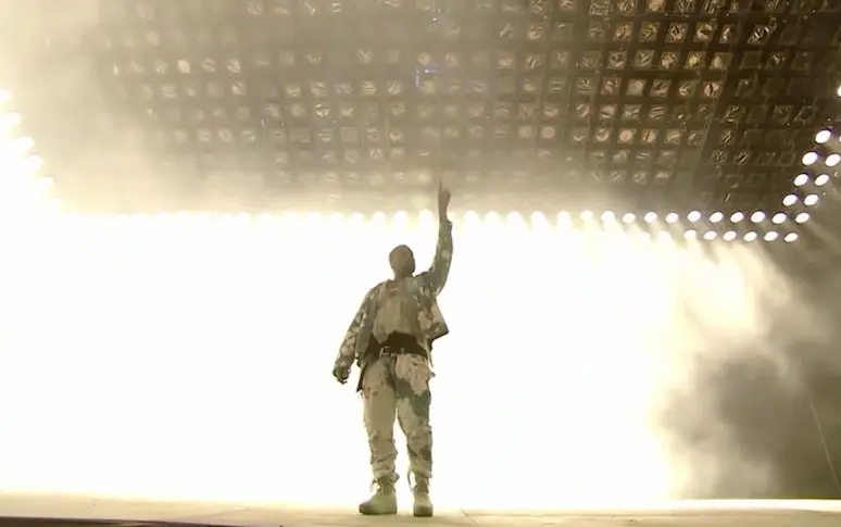 Vidéo : quand Kanye West reprend Queen à Glastonbury
