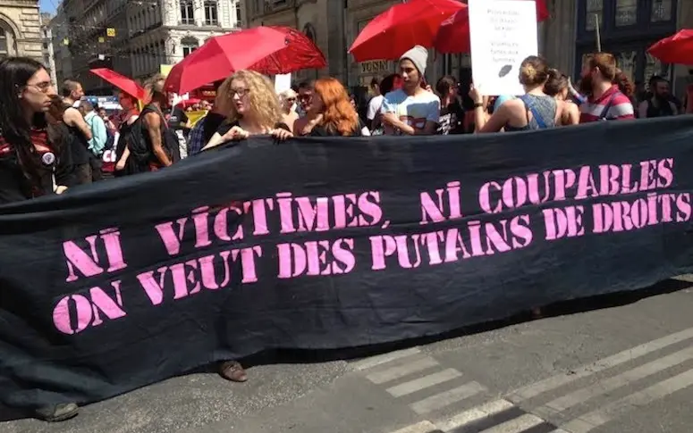 Débat : pour ou contre l’abolition de la prostitution ?