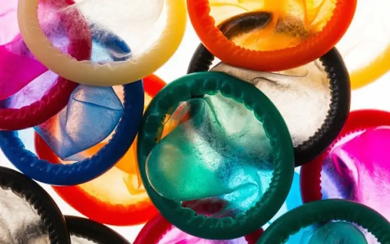 Un nouveau préservatif qui change de couleur au contact d’une IST