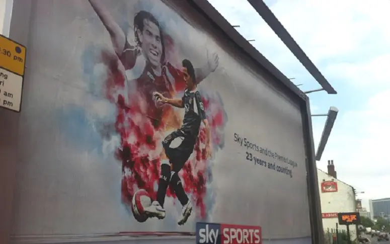 La chaîne Sky Sports trolle Sheffield United avec un panneau publicitaire