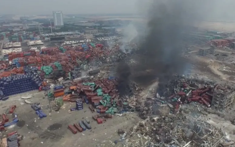 Vidéo : Greenpeace survole en drone l’impressionnant cratère de Tianjin