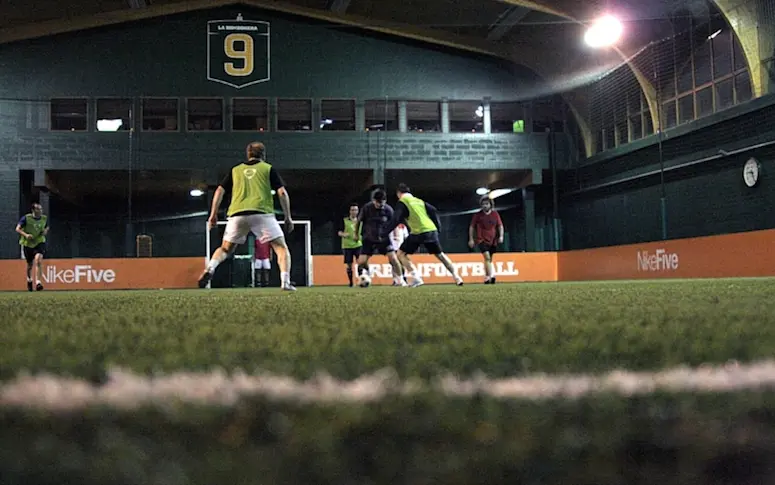 Des joueurs vont tenter de battre le record du match de foot indoor le plus long du monde