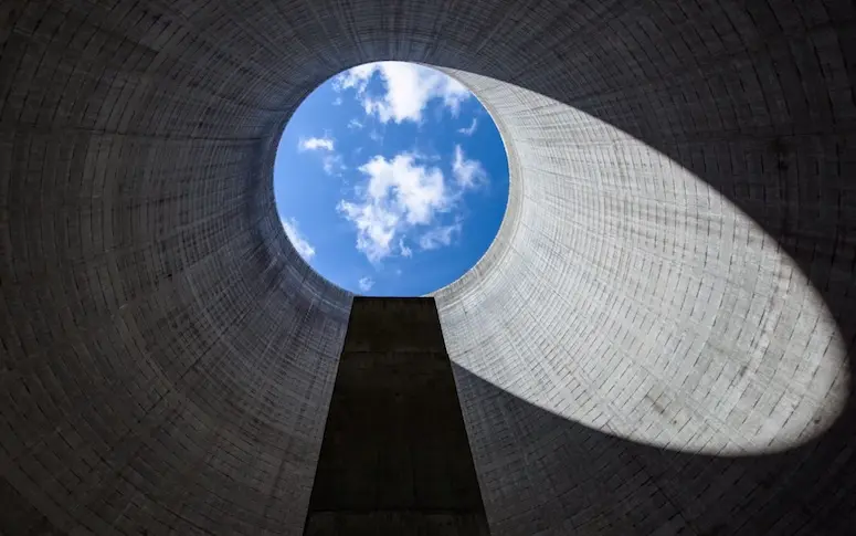 Vidéo : visite d’une centrale nucléaire abandonnée dans un time-lapse grandiose
