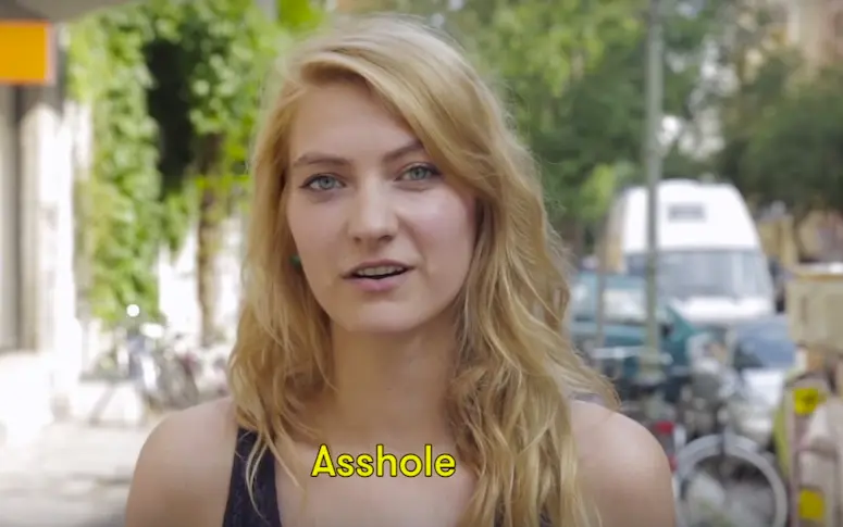Vidéo : les insultes à travers le monde